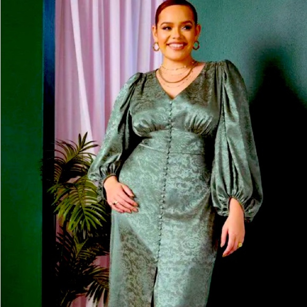 Eloquii size 14 sage green satin long maxi dress